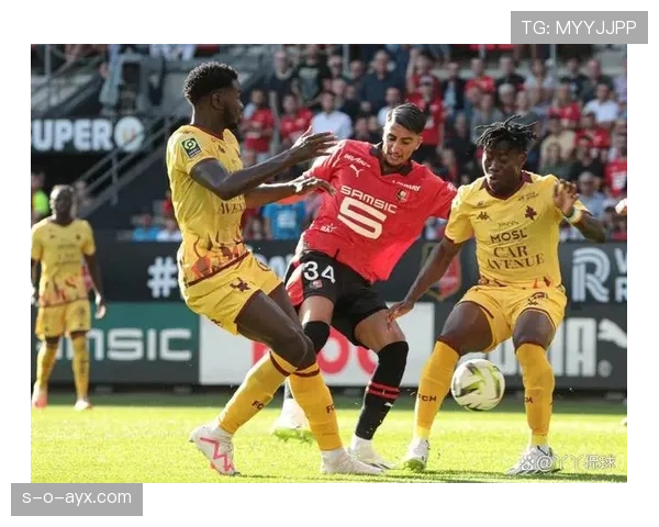 雷恩定位球战术奏效,状态回升迎新突破 雷恩定位球战术奏效,状态回升迎新突破