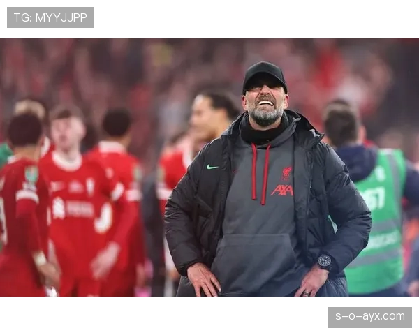 克洛普与球员关系愈发紧密，利物浦状态回暖引关注