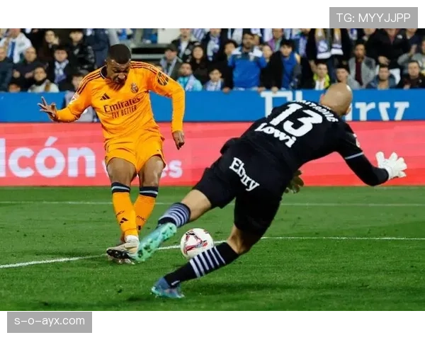 姆巴佩左路爆发状态回暖，助巴黎圣日耳曼斩获关键胜利