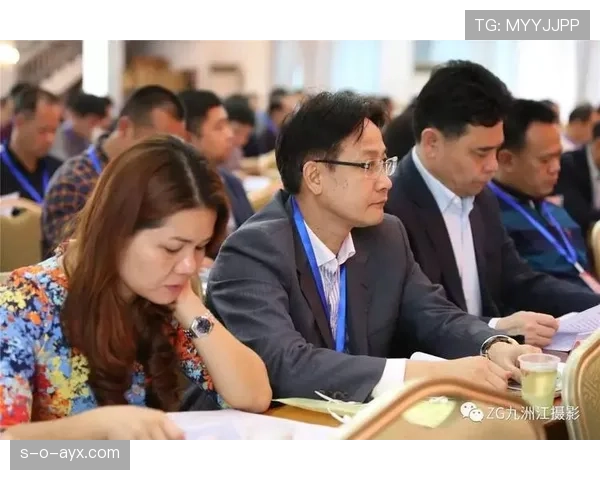 奥萨苏纳球迷齐声助威，胜利庆典彰显团结力量