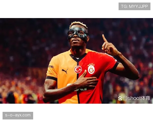 奥斯梅恩状态回暖,展现头球绝技助力那不勒斯争夺胜利 奥斯梅恩状态回暖,展现头球绝技助力那不勒斯争夺胜利